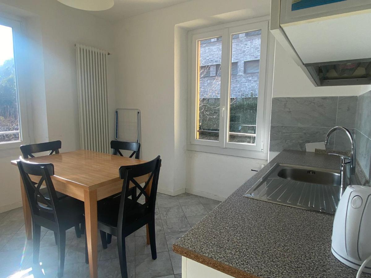 The Family - Apartments In Villa With Lake View Argegno Bagian luar foto