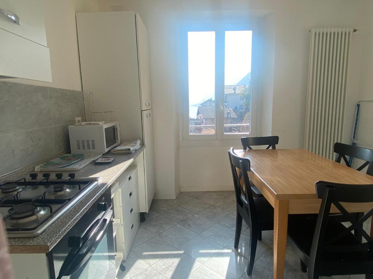 The Family - Apartments In Villa With Lake View Argegno Bagian luar foto